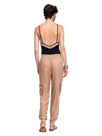 Combat Pants - Everyday Elegance in Camel