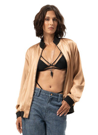 Kera Bomber