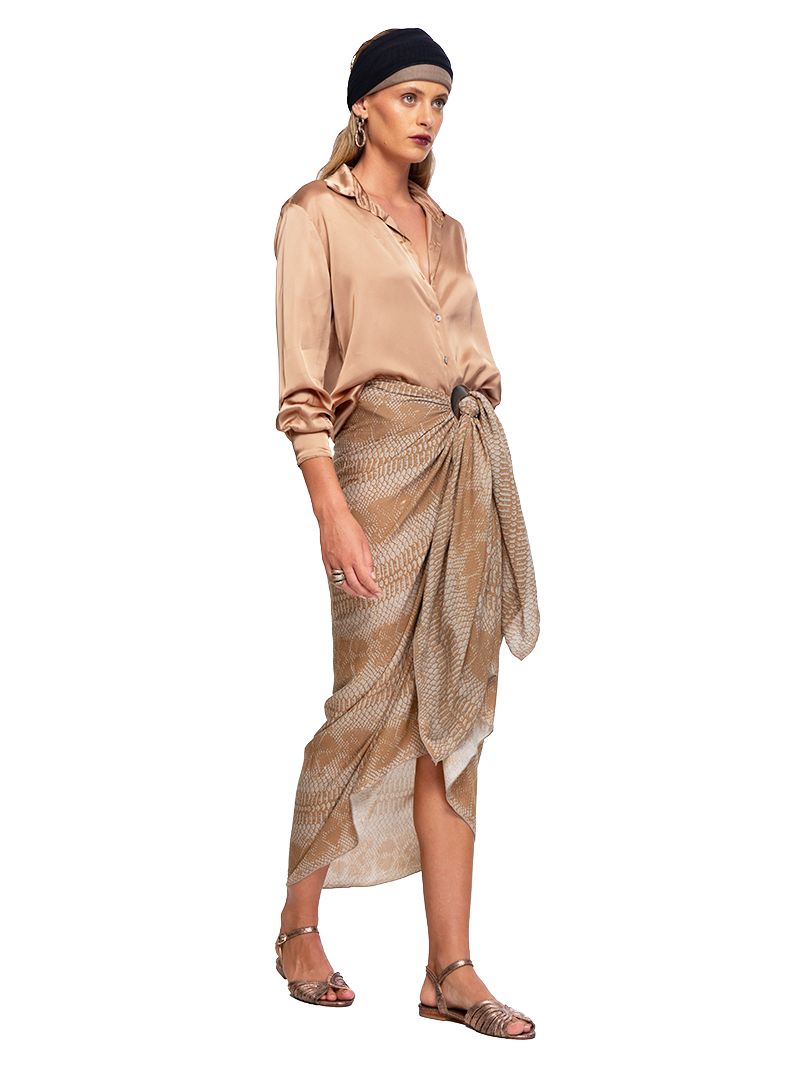 Lucia Shirt - Timeless Camel Elegance