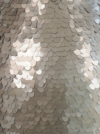 Prague in taupe - sequin details close up view