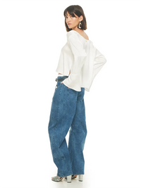 Catch jeans pants styled with Rama top and Margot heels, side view - worn by model