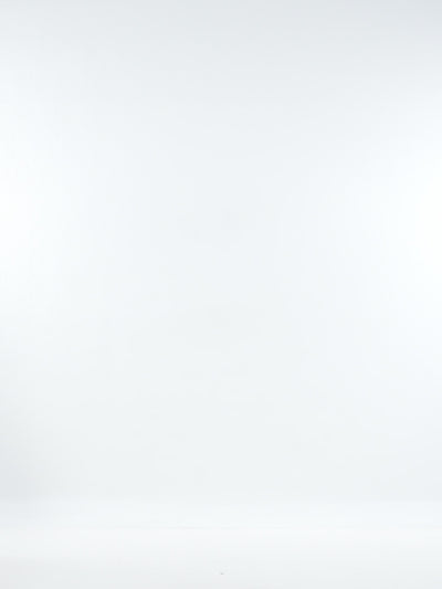 Alya Midi Skirt in light grey - video