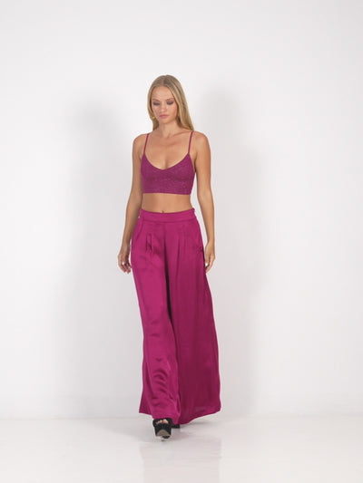Fabi top in cherry color - video view