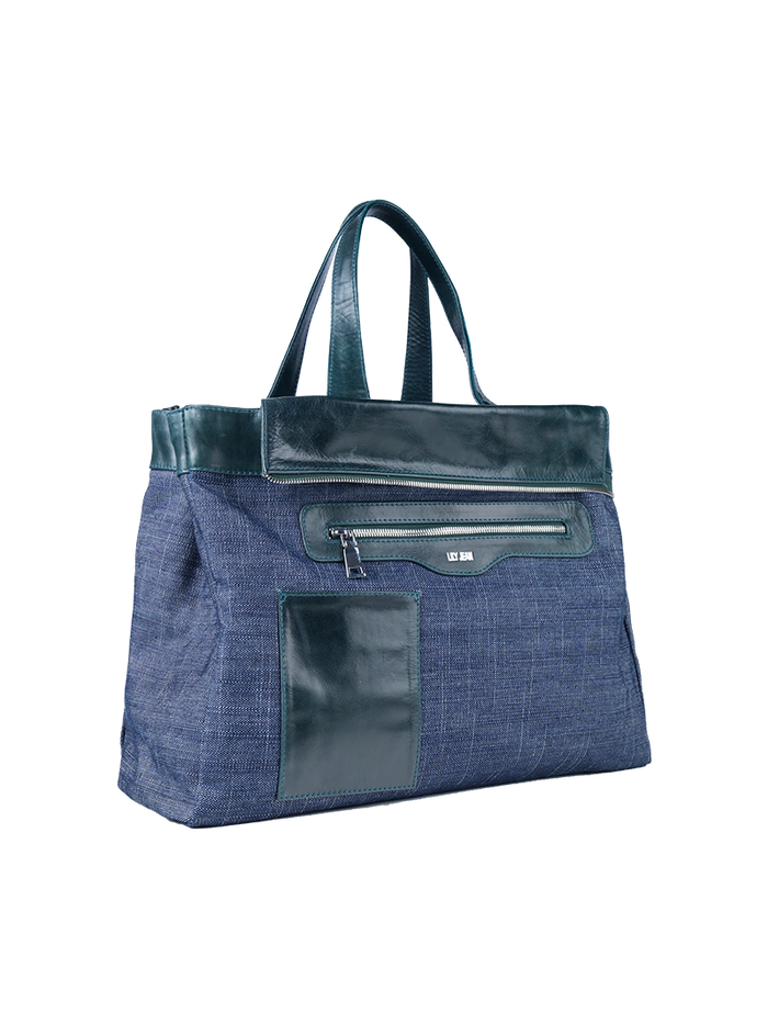 Victoria leather bag in pine green - ghost inner quarter front view
