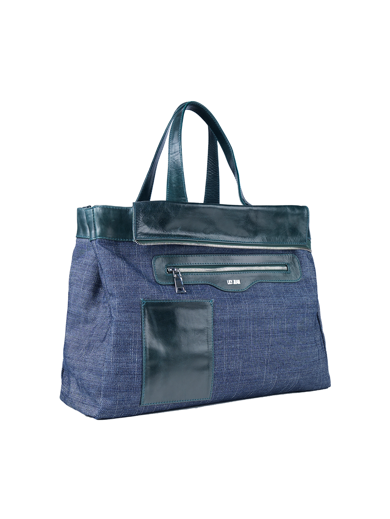 Victoria leather bag in pine green - ghost inner quarter front view