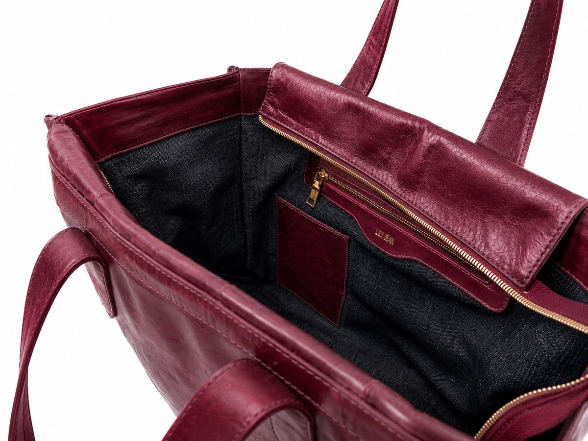 Victoria leather tote bag in wine color - ghost interior view